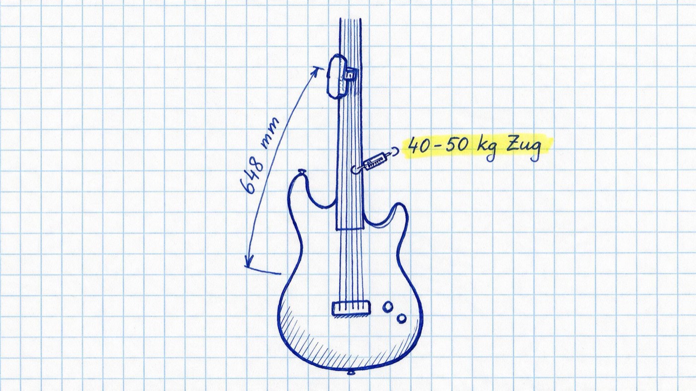 Matheheft-Illustration: E-Gitarre mit sechs Saiten, Stimmmechanik und Federwaage mit den Notizen 648 mm und gelb markiert 40-50 kg Zug